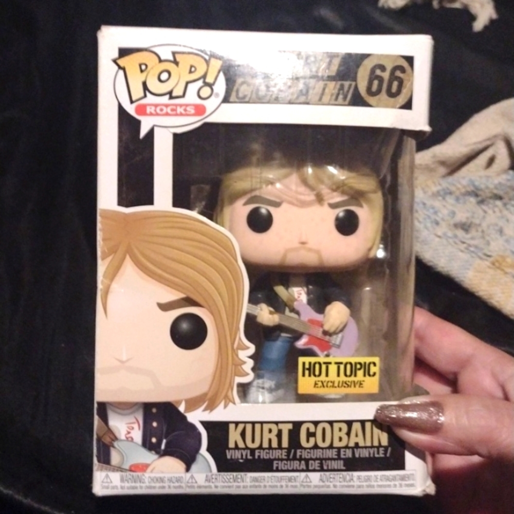 Pop Rocks Kurt Cobain Nirvana Funko hot topic exclusive #66
